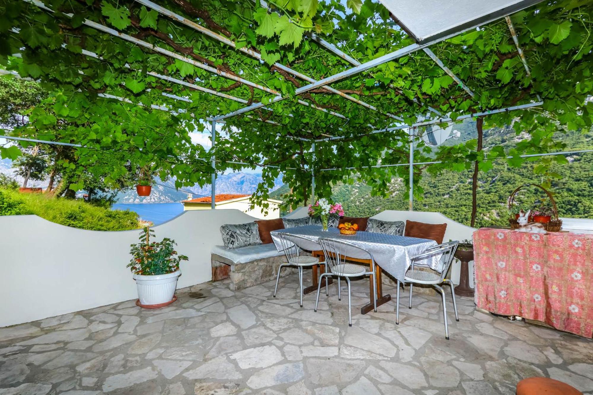 Apartments Zeko Donji Morinj Εξωτερικό φωτογραφία